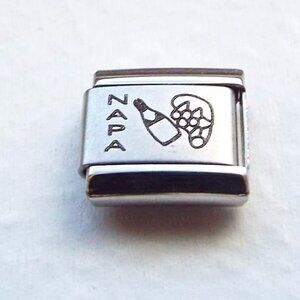 Napa and a wine bottle with grapes laser 9mm stainless steel Italian charm link